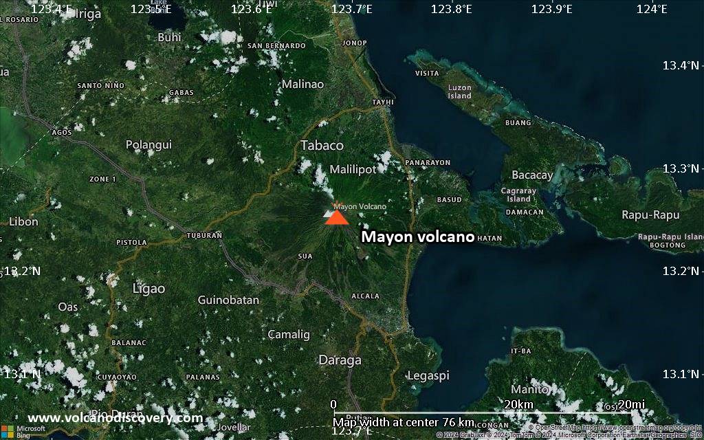Satellite/aerial-type map of Mayon volcano (scale of 10s of km)
