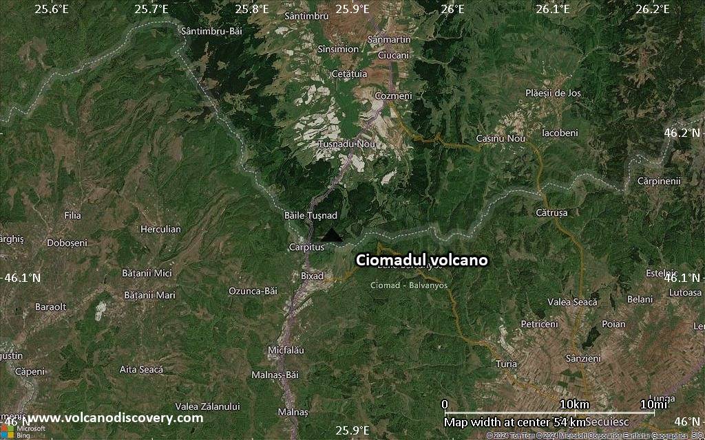 Satellite/aerial-type map of Ciomadul volcano (scale of 10s of km)