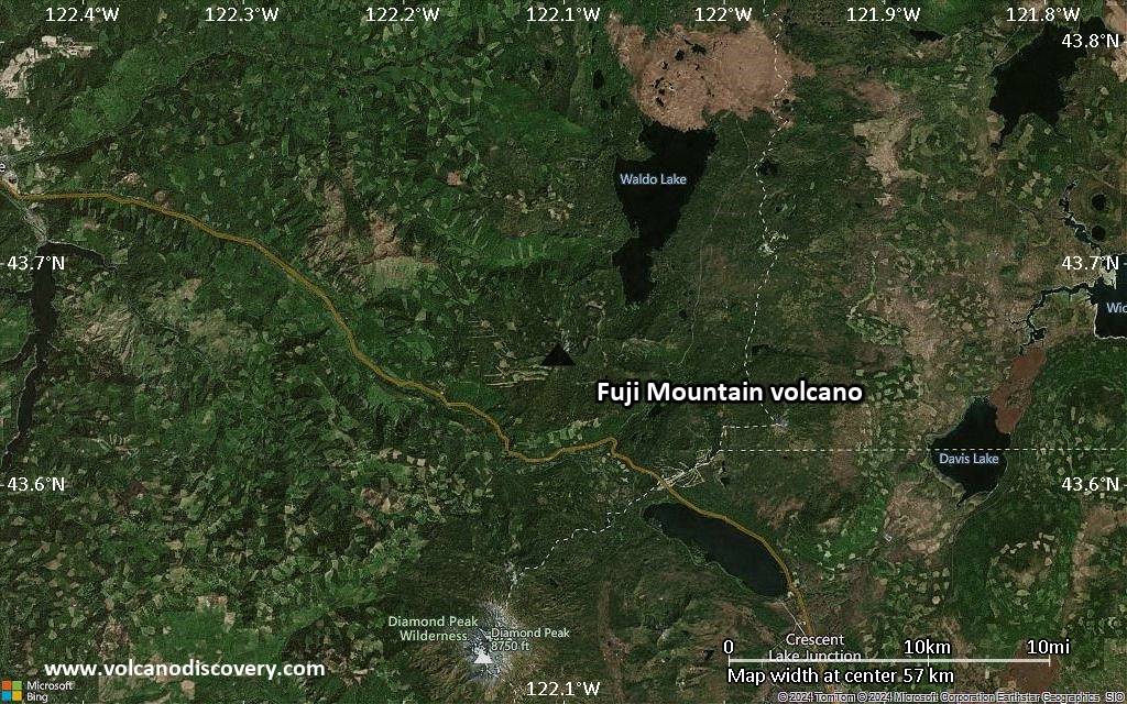 Satellite/aerial-type map of Fuji Mountain volcano (scale of 10s of km)