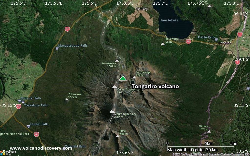 Satellite/aerial-type map of Tongariro volcano (scale of 20-40 km)