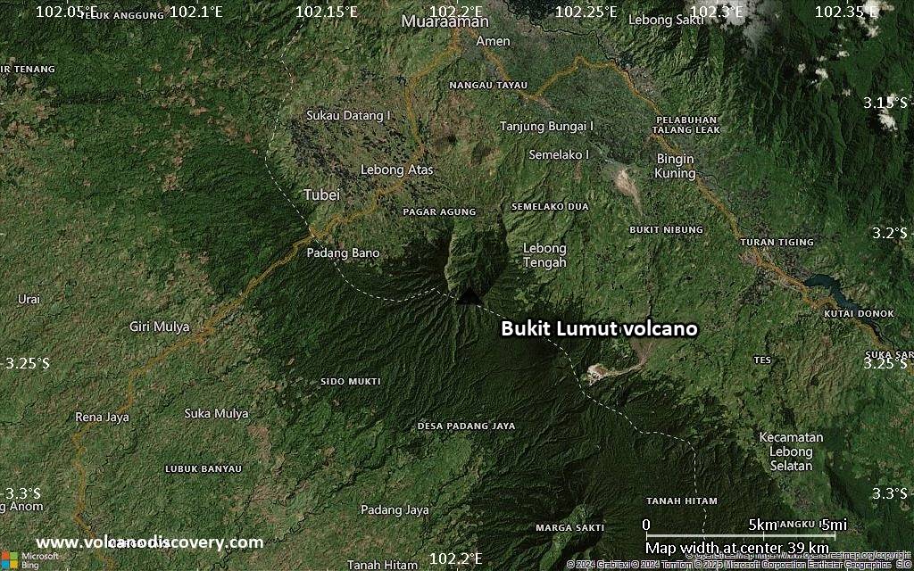Satellite/aerial-type map of Bukit Lumut volcano (scale of 20-40 km)