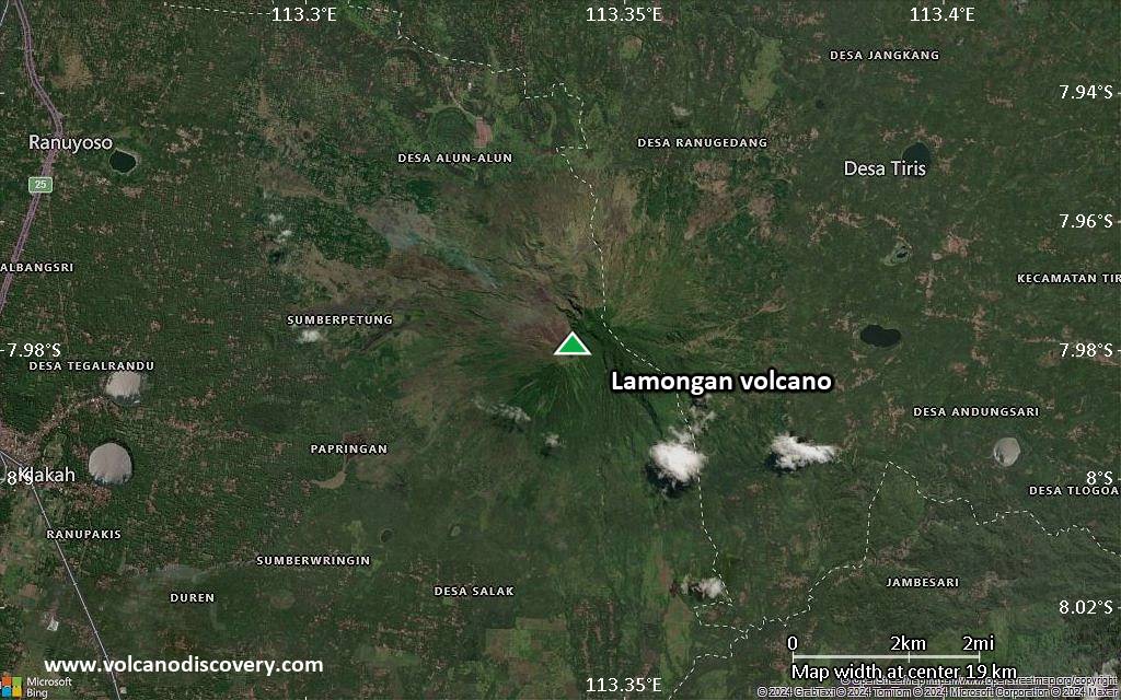 Satellite/aerial-type map of Lamongan volcano (scale of approx. 10-20 km)