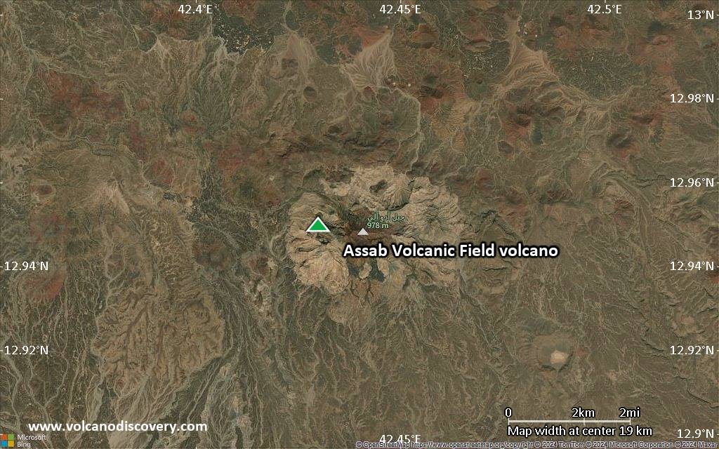 Satellite/aerial-type map of Assab Volcanic Field volcano (scale of approx. 10-20 km)