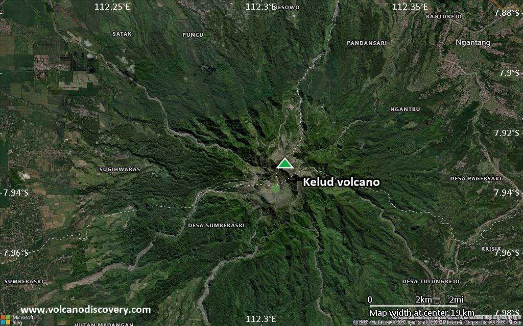 Satellite/aerial-type map of Kelud volcano (scale of approx. 10-20 km)