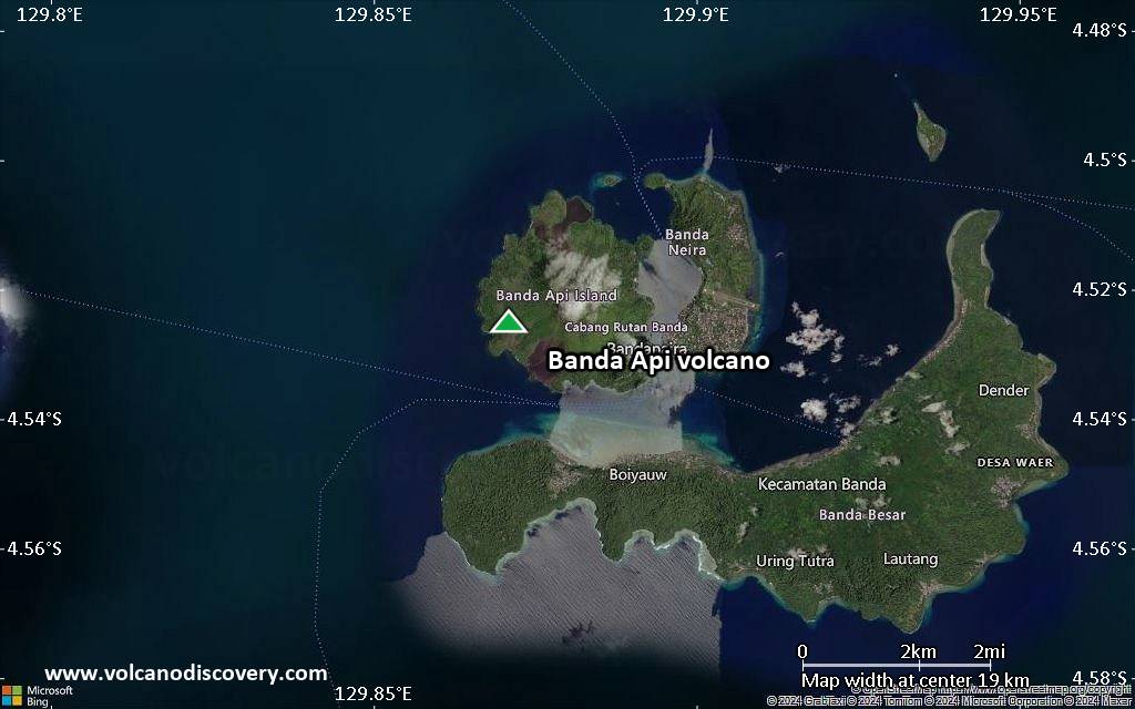 Satellite/aerial-type map of Banda Api volcano (scale of approx. 10-20 km)