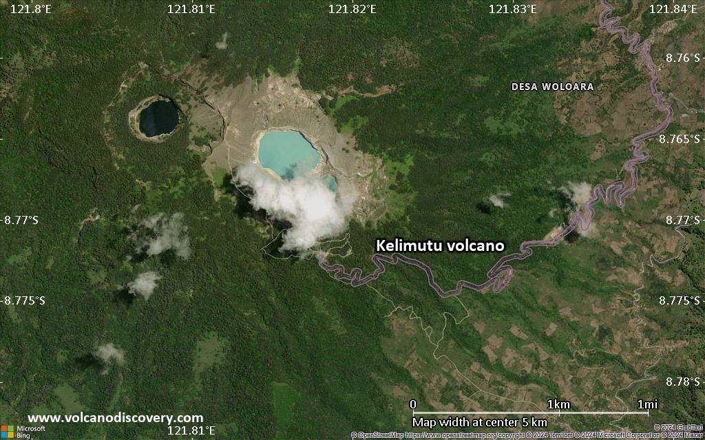 Satellite/aerial-type map of Kelimutu volcano (scale of few kilometers)