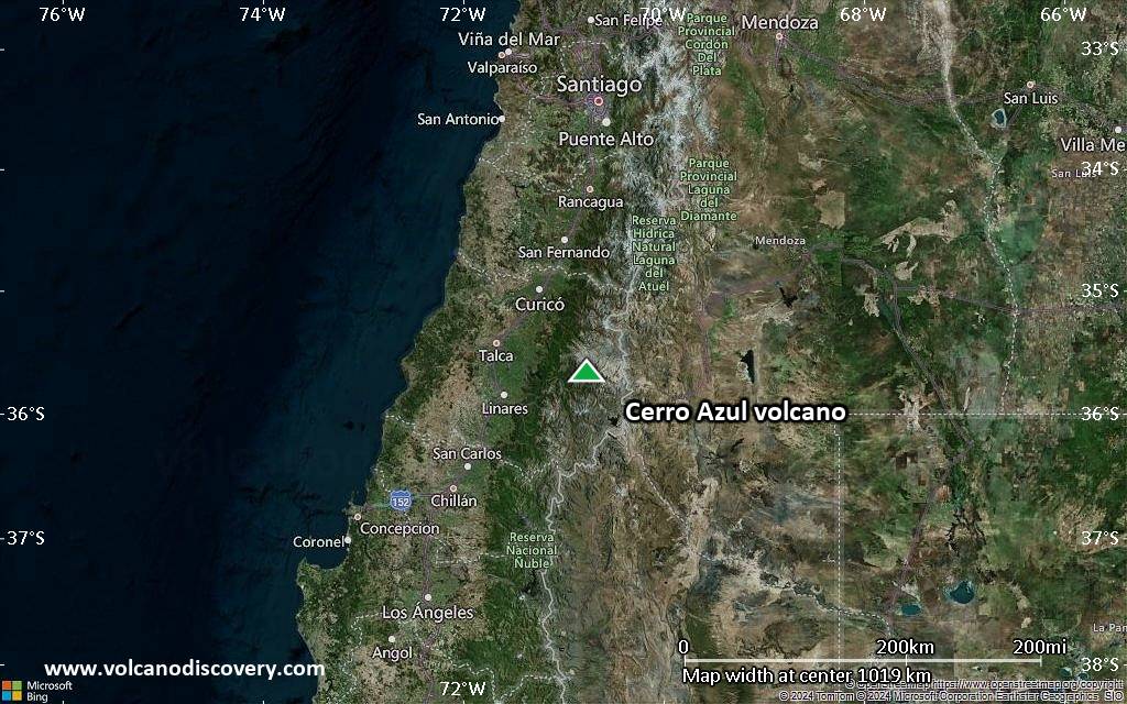 Satellite/aerial-type map of Cerro Azul volcano (region scale small)