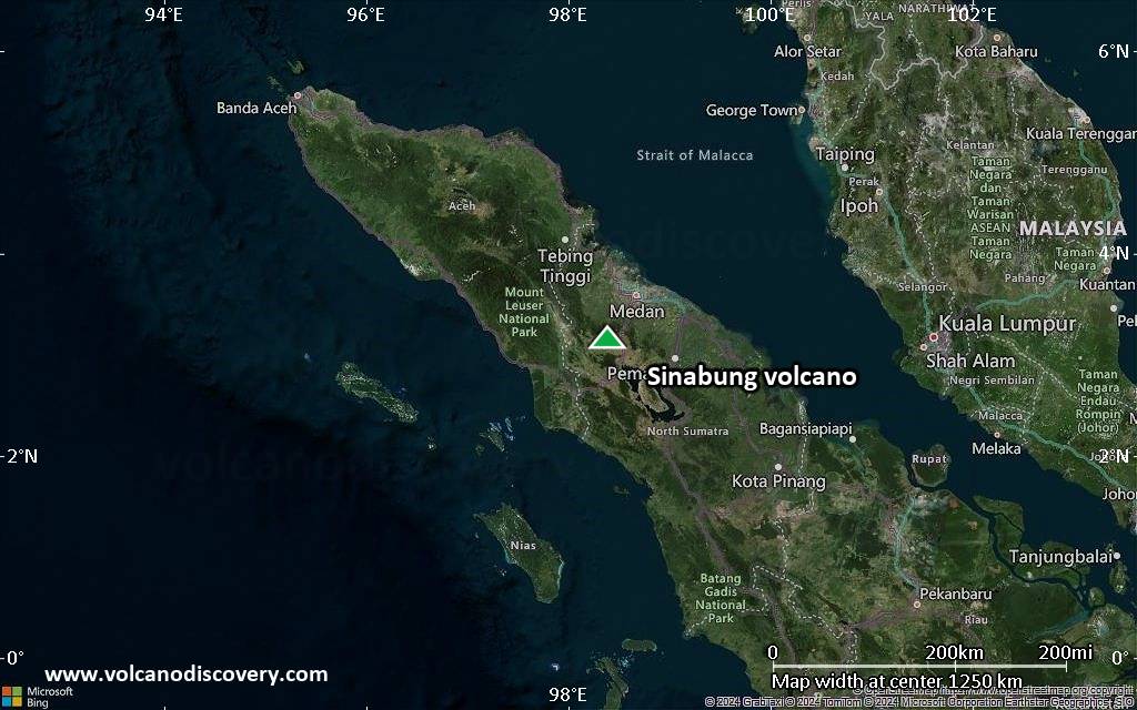Satellite/aerial-type map of Sinabung volcano (region scale small)