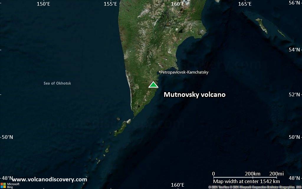 Satellite/aerial-type map of Mutnovsky volcano (region scale medium)