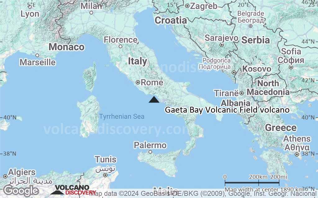 Terrain-type map of Gaeta Bay Volcanic Field volcano (region scale medium)