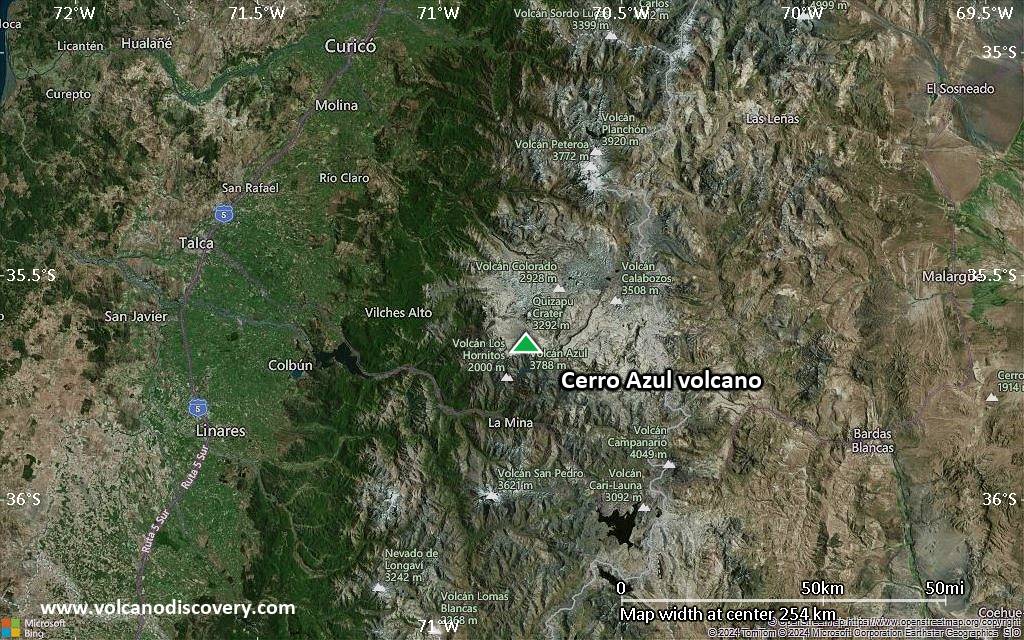 Satellite/aerial-type map of Cerro Azul volcano (local scale medium)