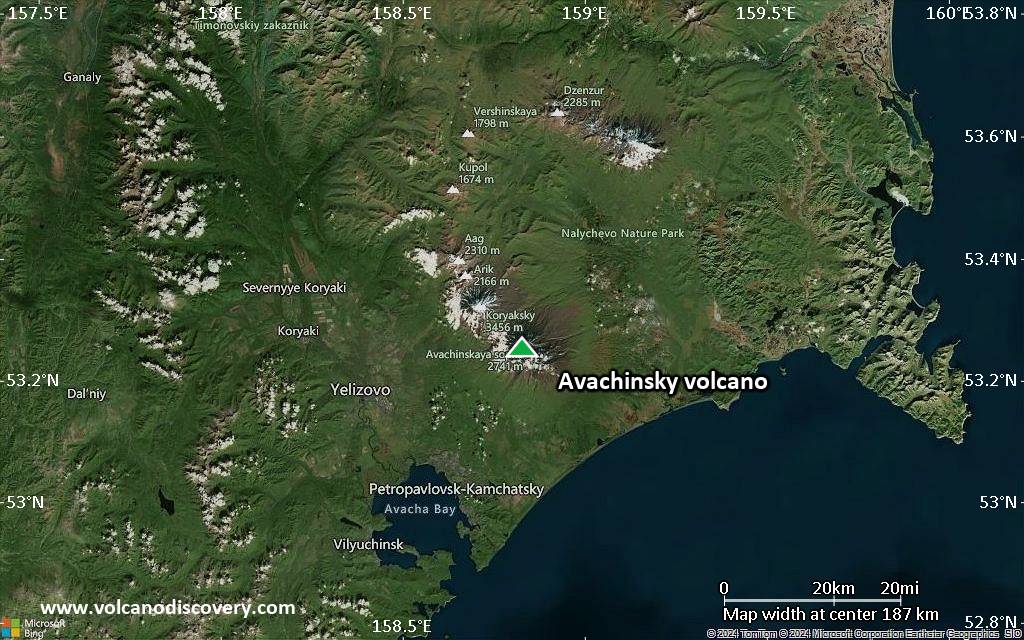 Satellite/aerial-type map of Avachinsky volcano (local scale medium)