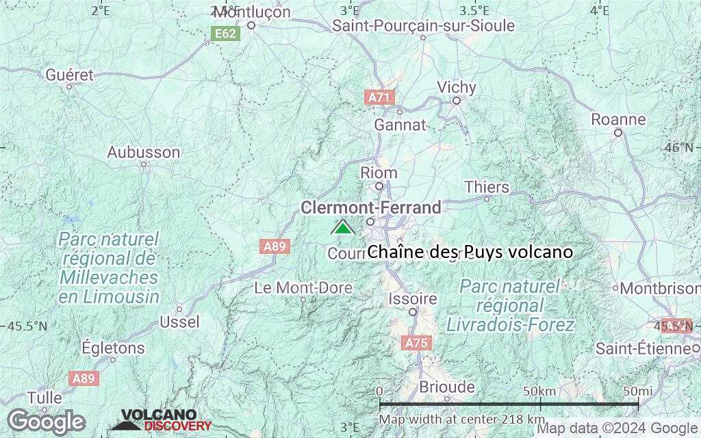 Terrain-type map of Chaîne des Puys volcano (local scale medium)
