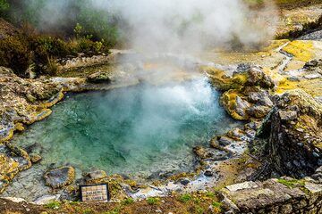 Impressioni dei primi giorni trascorsi sull'isola di Sao Miguel durante il nostro recente tour in piccoli gruppi alle Azzorre nell'ottobre 2024. (Photo: Tom Pfeiffer)