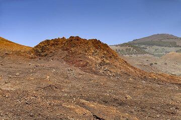 Vieux hornitos volcaniques à Orchilla sur l'île d'El Hierro. (Photo: Tobias Schorr)
