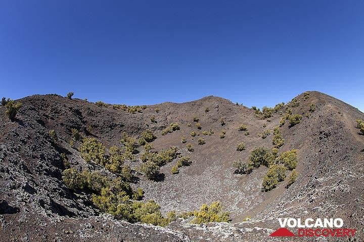 Le cratère ouest du volcan Tanganasoga sur l'île d'El Hierro. (Photo: Tobias Schorr)