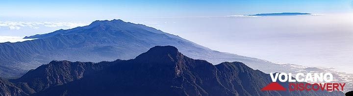Panoramic view of the Cumbre Vieja volcanoes on La Palma island. (Photo: Tobias Schorr)