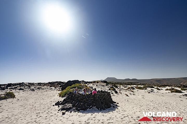 Playas blacas de Orzola on Lanzarote. (Photo: Tobias Schorr)