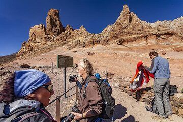 Le groupe VolcanoDiscovery au Mirador de Los Azulejo sur l'île de Tenerife. (Photo: Tobias Schorr)