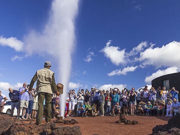 In the "world disney like" tourist par Timafaya water in a tube is overheated and produces a "geysir".  (Photo: Tobias Schorr)