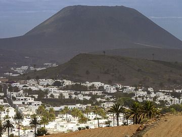 The village Haria on Lanzarote (Photo: Tobias Schorr)