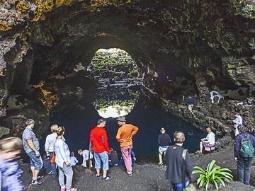The lava cave Jameos de Aqua (Photo: Tobias Schorr)