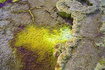 Sulfur deposits at Dallol, Ethiopia (Photo: Tom Pfeiffer)