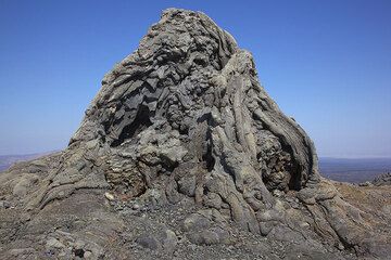 Le hornito près du cratère nord (Photo: Tom Pfeiffer)
