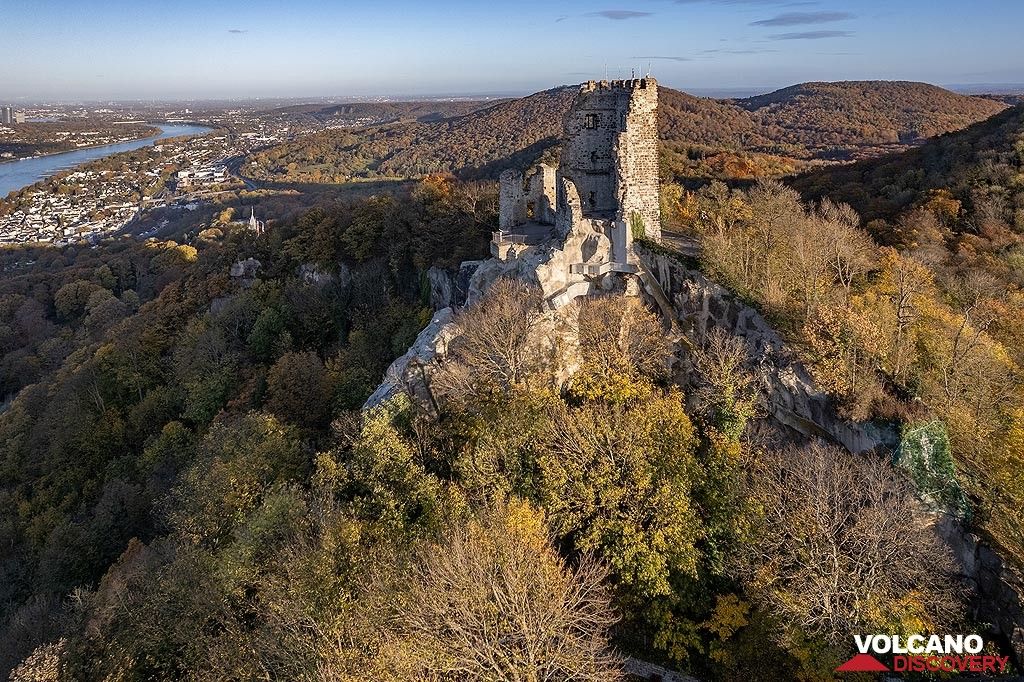 The watchtower of the Dracon´s rock of the Seven Mountains near Königswinter/Bonn. (Photo: Tobias Schorr)