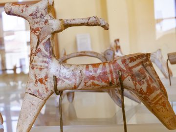 A Mycenaean rider idol from the excavation that took place on Methana since 1990. (Photo: Tobias Schorr)