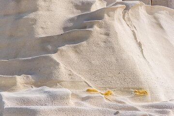 Natural steps formed by erosion. (Photo: Tom Pfeiffer)