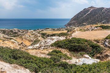 Agia Kiriaki bay (Photo: Tom Pfeiffer)