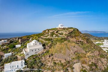 Der kleine Lavadom des Dorfes Plaka. (Photo: Tobias Schorr)