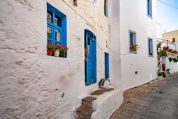 A traditional house in the lanes of Mandraki. (Photo: Tobias Schorr)