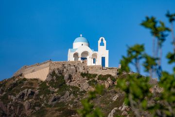 The chapel of Profitis Ilias near Nikia village on Nisyros island. (Photo: Tobias Schorr)