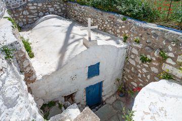 The chapel of Agios Andreas in Mandraki. (Photo: Tobias Schorr)