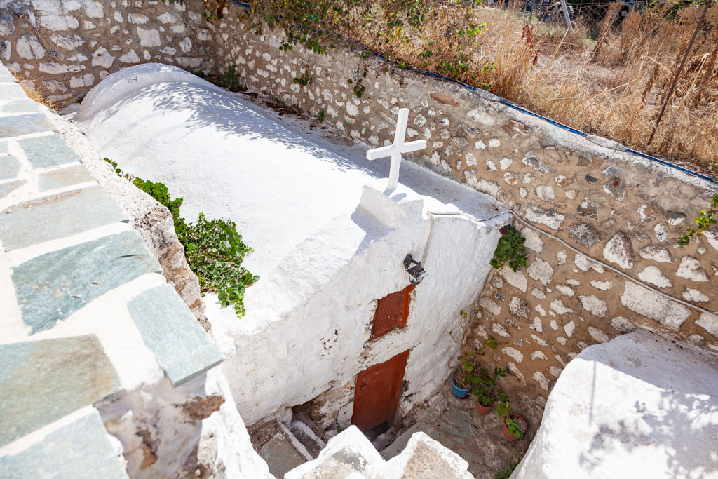 The chapel of Agios Andreas at Mandraki village on Nisyros island. (Photo: Tobias Schorr)