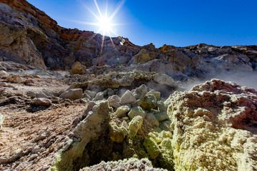 Fumarole im Krater Stefanos auf der Insel Nisyros. (Photo: Tobias Schorr)