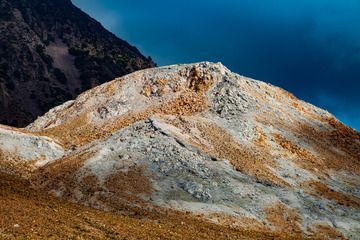 Le dôme de lave Polyvotis. (Photo: Tobias Schorr)