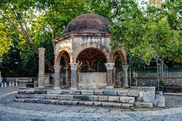 The little pagode at the Hippokrates platane tree in Kos town. (Photo: Tobias Schorr)