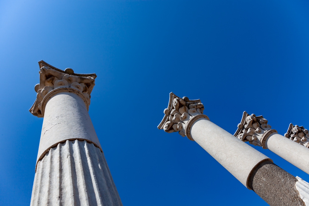 Columns of the temple of Apollon at the Asklepeion on Kos island. (Photo: Tobias Schorr)