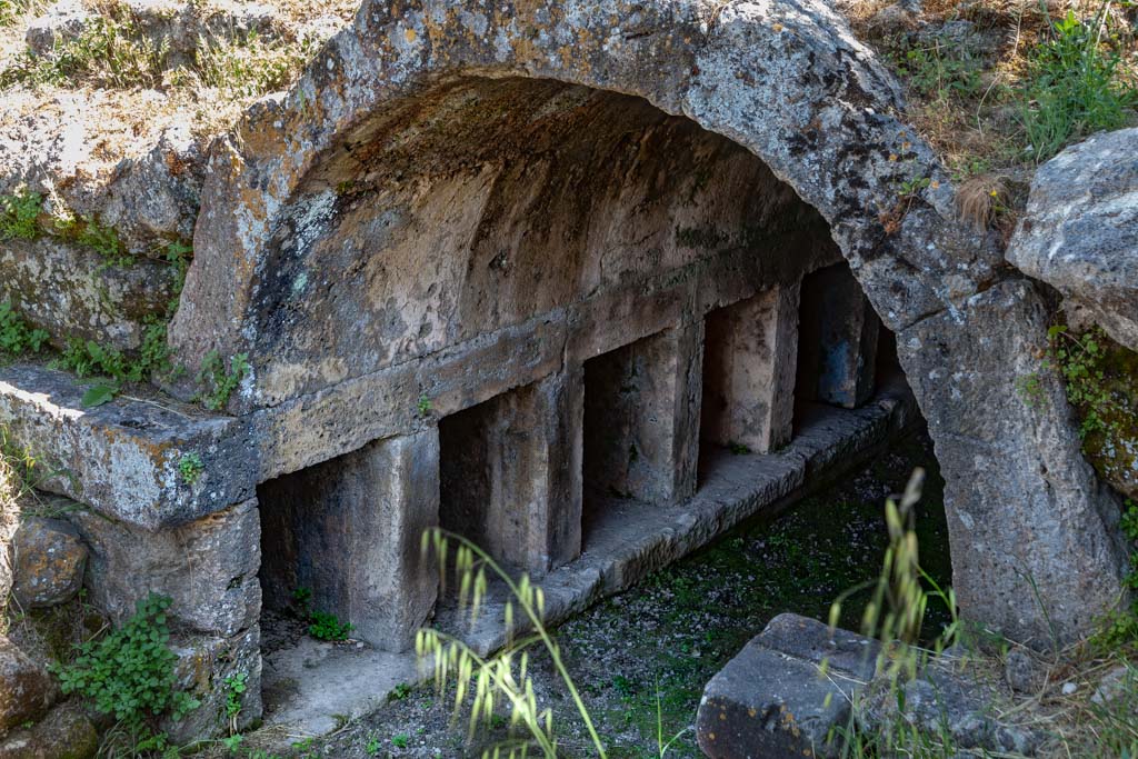 Das Charmylos-Grab in Pyli auf der Insel Kos. (Photo: Tobias Schorr)