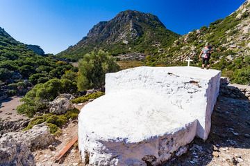The chapel of Agios Joannis at the Nymphios valley on Nisyros. (Photo: Tobias Schorr)