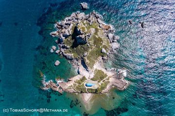 The island of Agios Stefanos at Kefalos area. (Photo: Tobias Schorr)