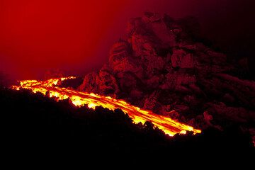 Une coulée de lave au Pacaya (Photo: Tom Pfeiffer)