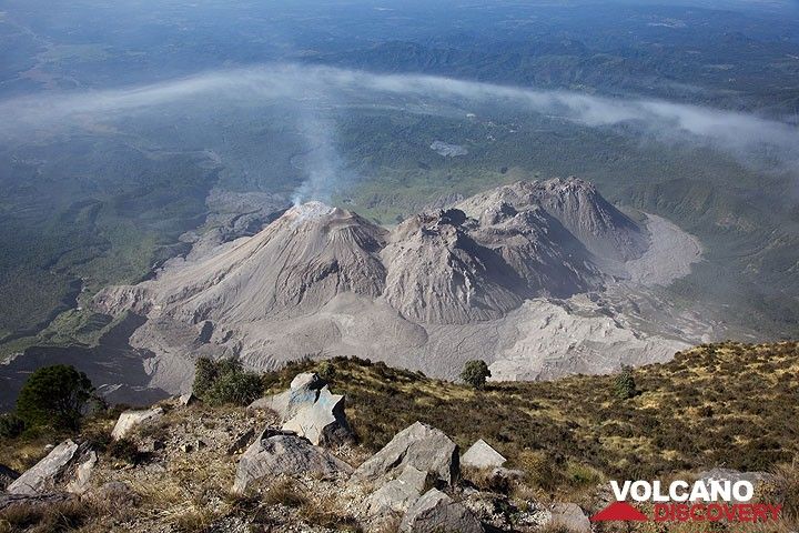 View onto the complex of the 4 overlapping lava domes of Santiaguito from the summit of Santa Maria volcano. (Photo: Tom Pfeiffer)