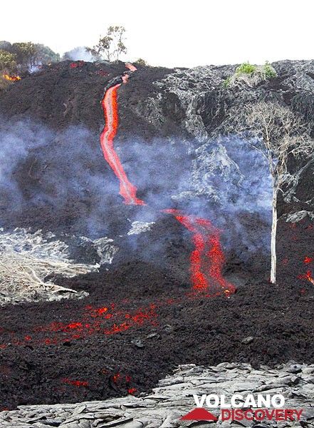 The leading edge of an 'a'a lava flow descends Pulama Pali, being fed from the Peace Day Fissure on Pu'u 'O'o vent on K?lauea volcano on December 4, 2011. (Photo: Philip Ong)