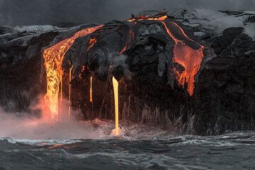 Lava strömt am Kilauea-Vulkan, Hawaii, September 2016 ins Meer. (Photo: Tom Pfeiffer)