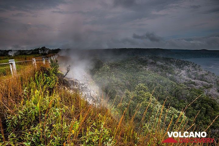 Steam vents are found in numerous spots at this location. (Photo: Tom Pfeiffer)
