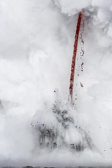 Die Intensität der explosiven Wechselwirkung beim Kontakt variiert stark. (Photo: Tom Pfeiffer)